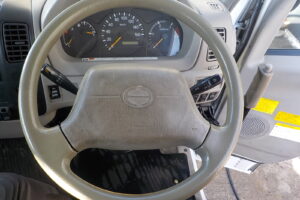 サムネイル: 平成19年　デュトロ 11.9ｍ高所作業車　スチールバケット