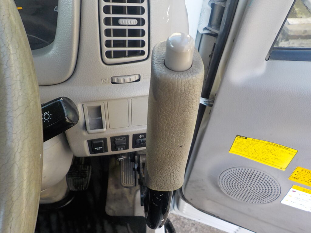 平成19年　デュトロ 11.9ｍ高所作業車　スチールバケット