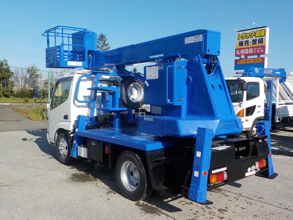平成19年　デュトロ 11.9ｍ高所作業車　スチールバケット