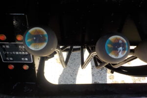 サムネイル: 平成19年　デュトロ 11.9ｍ高所作業車　スチールバケット