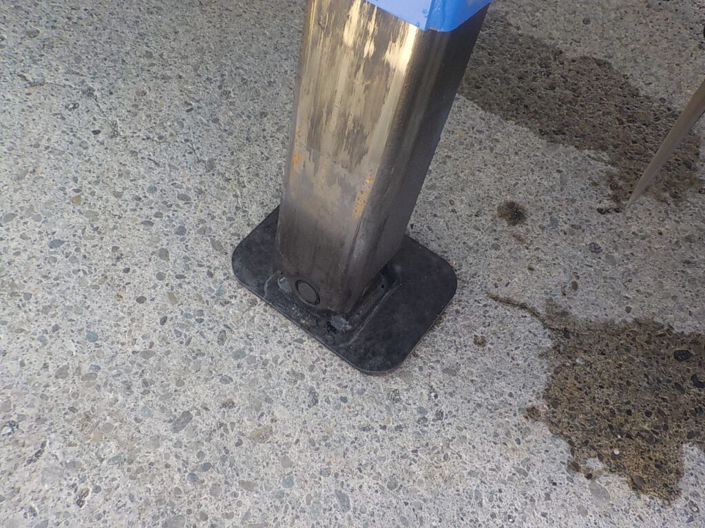 平成19年　デュトロ 11.9ｍ高所作業車　スチールバケット