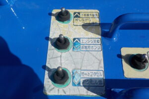 サムネイル: 平成19年　デュトロ 11.9ｍ高所作業車　スチールバケット