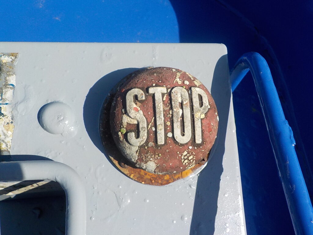 平成19年　デュトロ 11.9ｍ高所作業車　スチールバケット