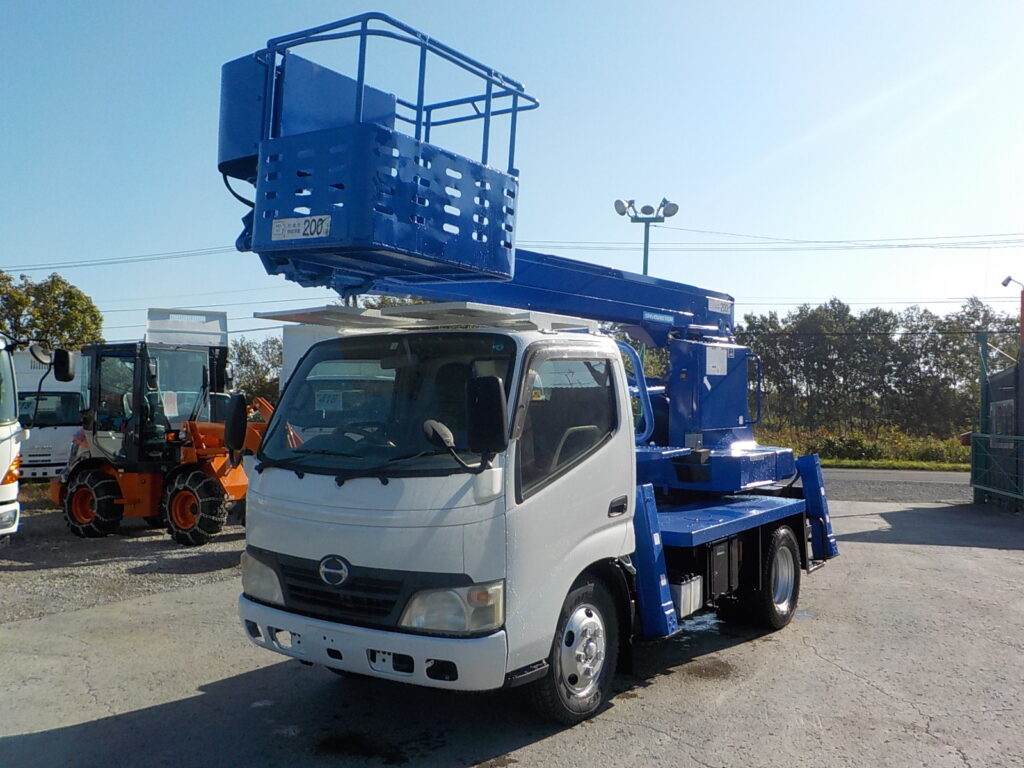 平成19年　デュトロ 11.9ｍ高所作業車　スチールバケット