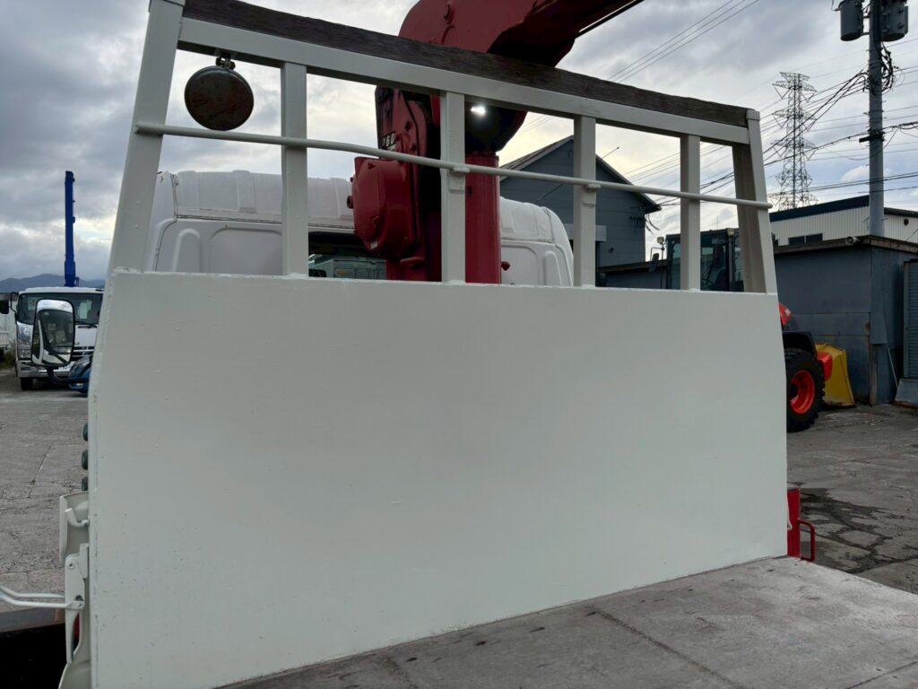 平成２３年　日野　デュトロ　２トン３段クレーン　フックイン・ラジコン付（車検1年付）