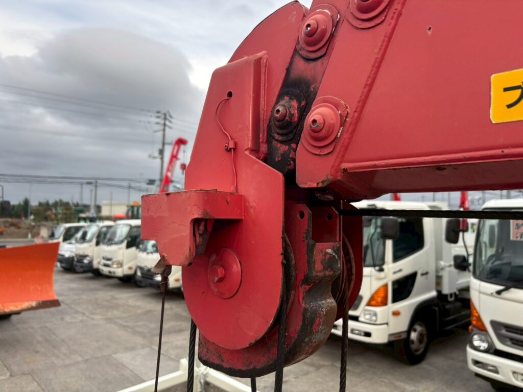 平成２３年　日野　デュトロ　２トン３段クレーン　フックイン・ラジコン付（車検1年付）