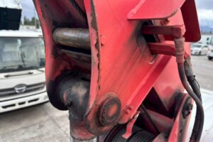 サムネイル: 平成２３年　日野　デュトロ　２トン３段クレーン　フックイン・ラジコン付（車検1年付）