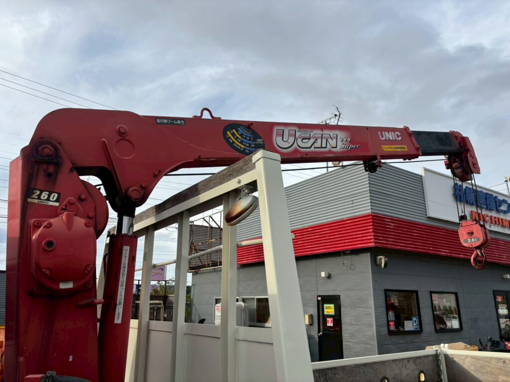 平成２３年　日野　デュトロ　２トン３段クレーン　フックイン・ラジコン付（車検1年付）