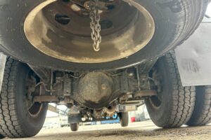 サムネイル: 平成２３年　日野　デュトロ　２トン３段クレーン　フックイン・ラジコン付（車検1年付）