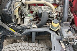 サムネイル: 平成２３年　日野　デュトロ　２トン３段クレーン　フックイン・ラジコン付（車検1年付）