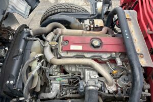 サムネイル: 平成２３年　日野　デュトロ　２トン３段クレーン　フックイン・ラジコン付（車検1年付）