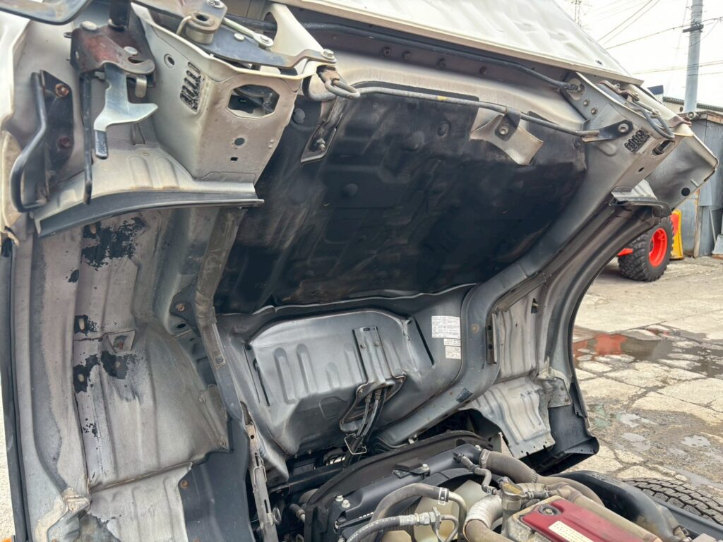 平成２３年　日野　デュトロ　２トン３段クレーン　フックイン・ラジコン付（車検1年付）