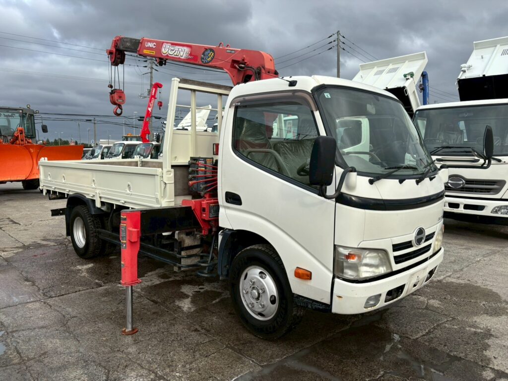 平成２３年　日野　デュトロ　２トン３段クレーン　フックイン・ラジコン付（車検1年付）