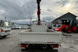 サムネイル: 平成２３年　日野　デュトロ　２トン３段クレーン　フックイン・ラジコン付（車検1年付）