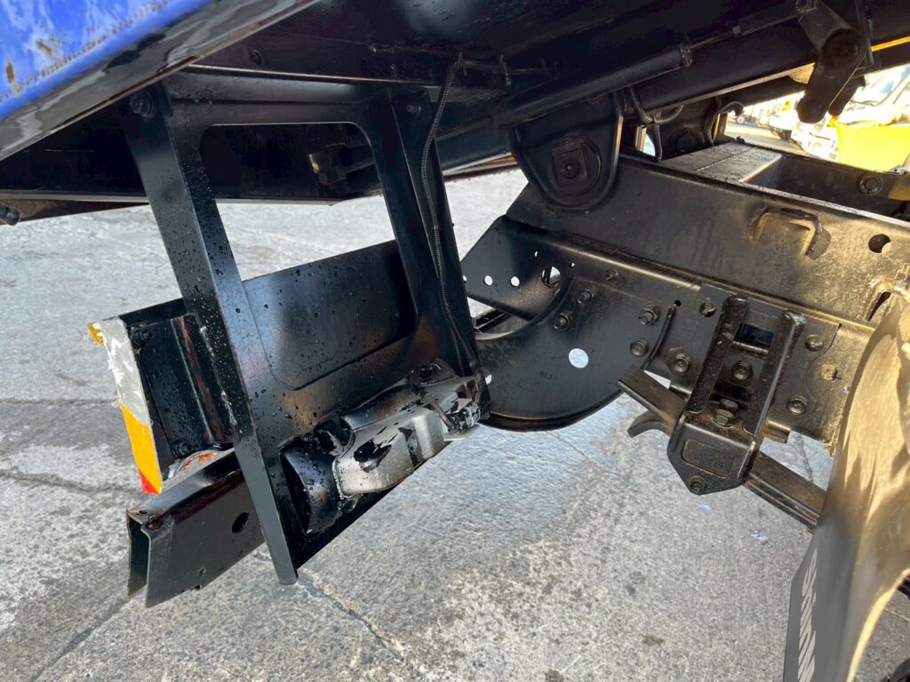 令和1年 いすゞ フォワード４ｔダンプ　コボレーン（車検１年付）