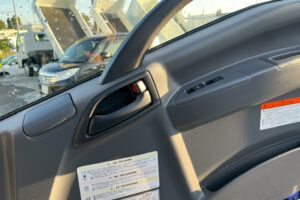 サムネイル: 令和1年 いすゞ フォワード４ｔダンプ　コボレーン（車検１年付）