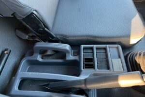 サムネイル: 令和1年 いすゞ フォワード４ｔダンプ　コボレーン（車検１年付）