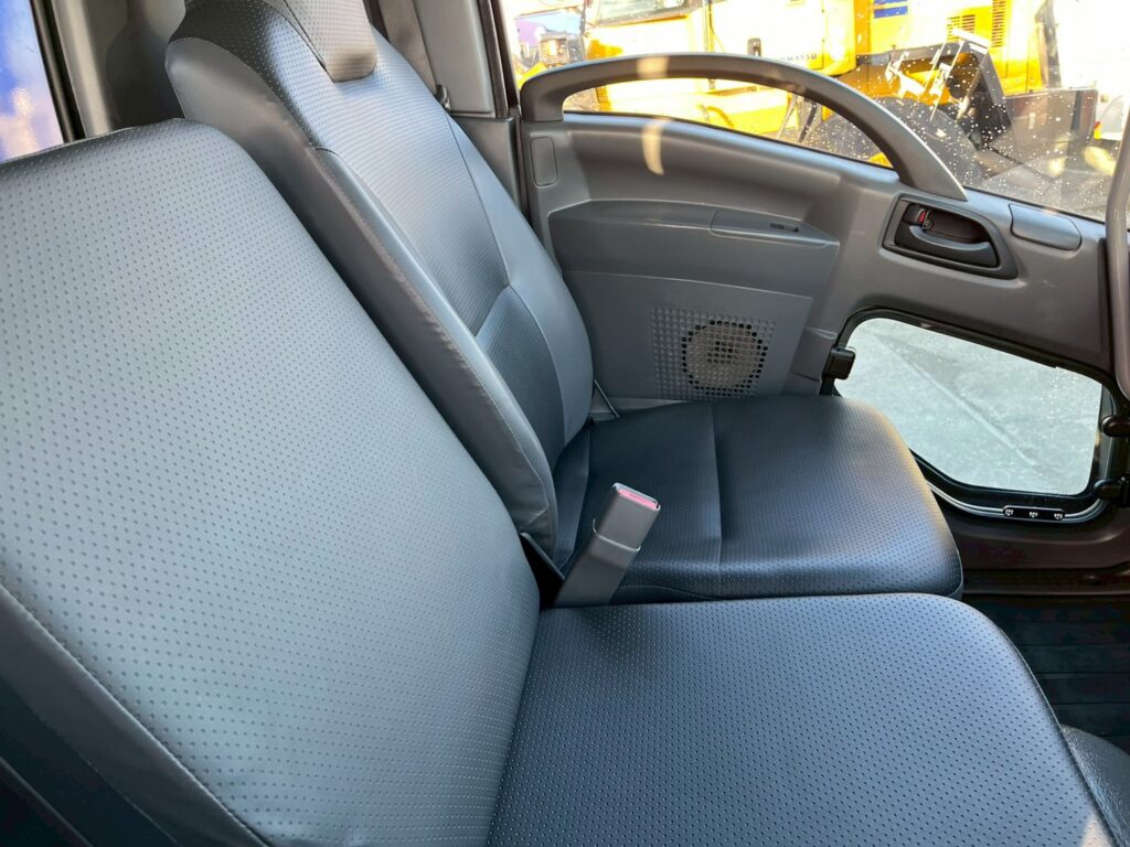 令和1年 いすゞ フォワード４ｔダンプ　コボレーン（車検１年付）