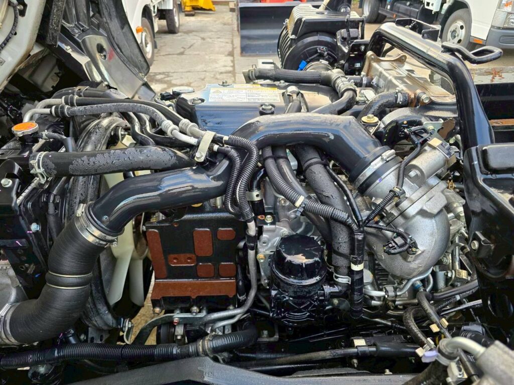 令和1年　いすゞ　フォワード　４トンダンプ　コボレーン付（車検1年付）