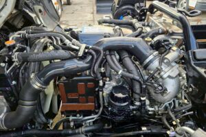 サムネイル: 令和1年　いすゞ　フォワード　４トンダンプ　コボレーン付（車検1年付）