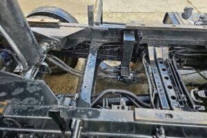 サムネイル: 令和1年　いすゞ　フォワード　４トンダンプ　コボレーン付（車検1年付）