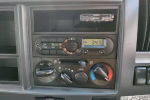 サムネイル: 令和1年　いすゞ　フォワード　４トンダンプ　コボレーン付（車検1年付）