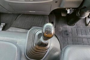 サムネイル: 令和1年　いすゞ　フォワード　４トンダンプ　コボレーン付（車検1年付）