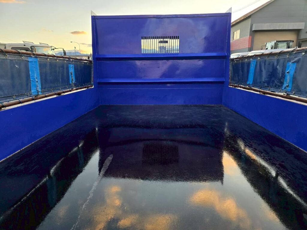 令和1年　いすゞ　フォワード　４トンダンプ　コボレーン付（車検1年付）