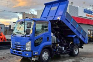 令和1年　いすゞ　フォワード　４トンダンプ　コボレーン付（車検1年付）