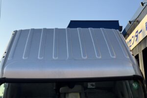 サムネイル: 平成20年　デュトロ２トン３段クレーンロング　パワーゲート　車検１年付