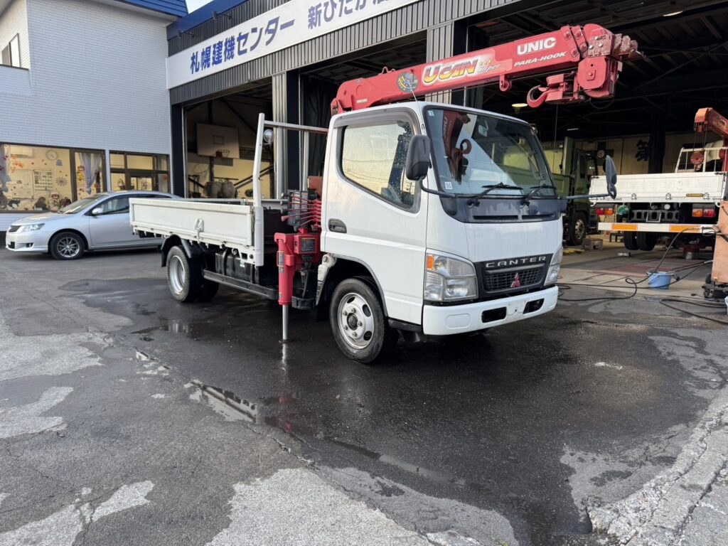 平成17年　キャンター２トン３段クレーン　ロング　ラジコン　パラフック　車検1年付