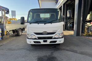サムネイル: 令和１年　ダイナ　１．３５トン平　フルタイム4WD　車検１年付　