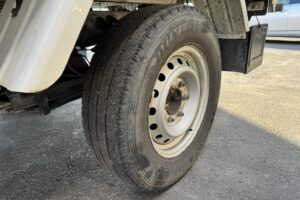 サムネイル: 令和１年　ダイナ　１．３５トン平　フルタイム4WD　車検１年付　