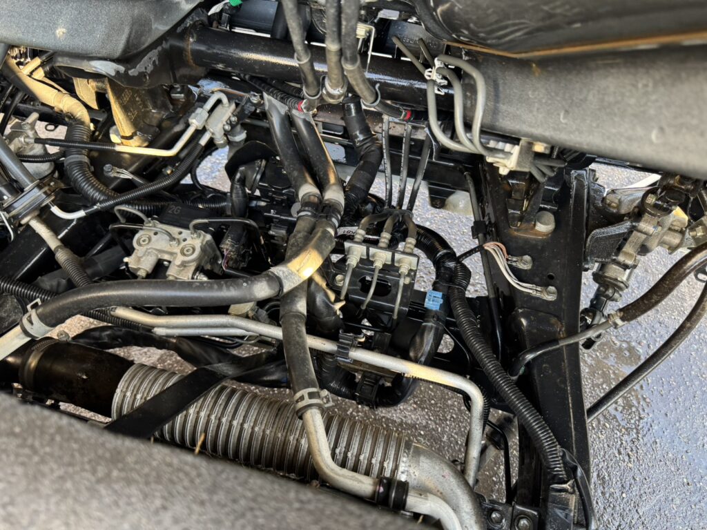令和１年　ダイナ　１．３５トン平　フルタイム4WD　車検１年付　