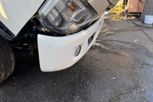 サムネイル: 令和１年　ダイナ　１．３５トン平　フルタイム4WD　車検１年付　
