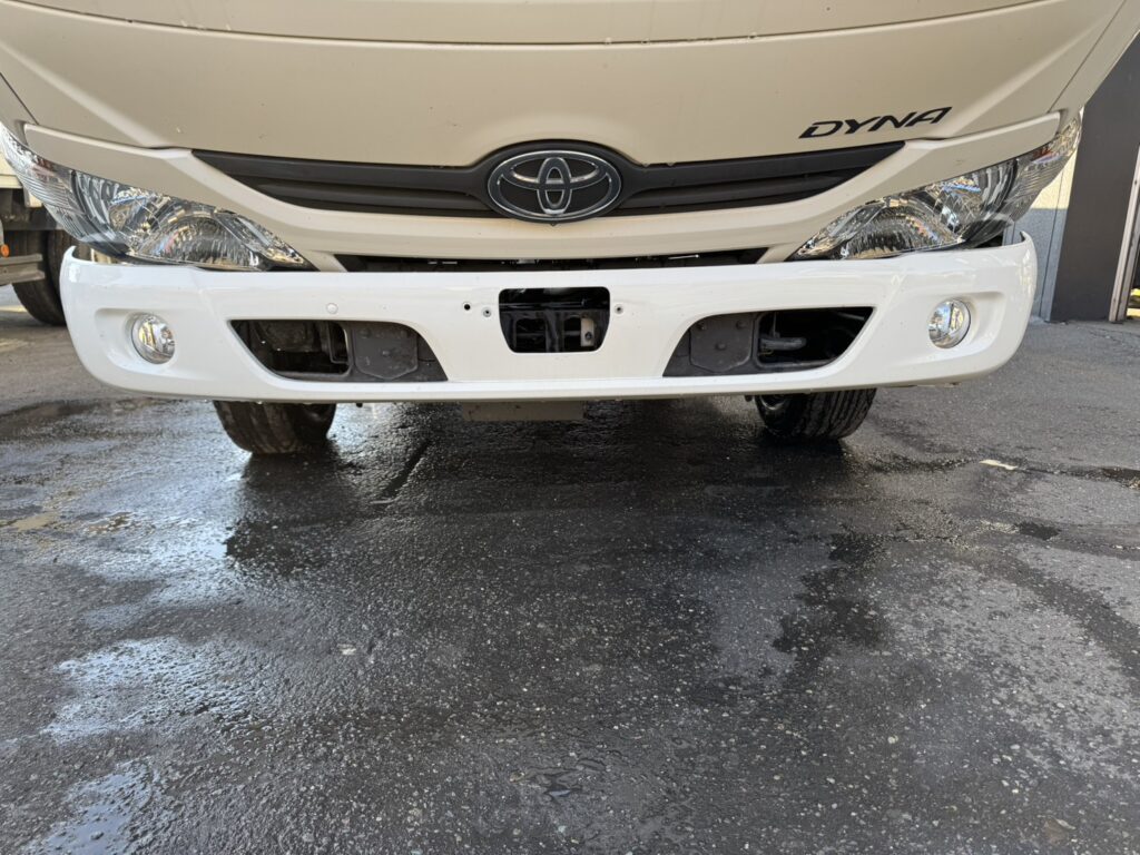 令和１年　ダイナ　１．３５トン平　フルタイム4WD　車検１年付　