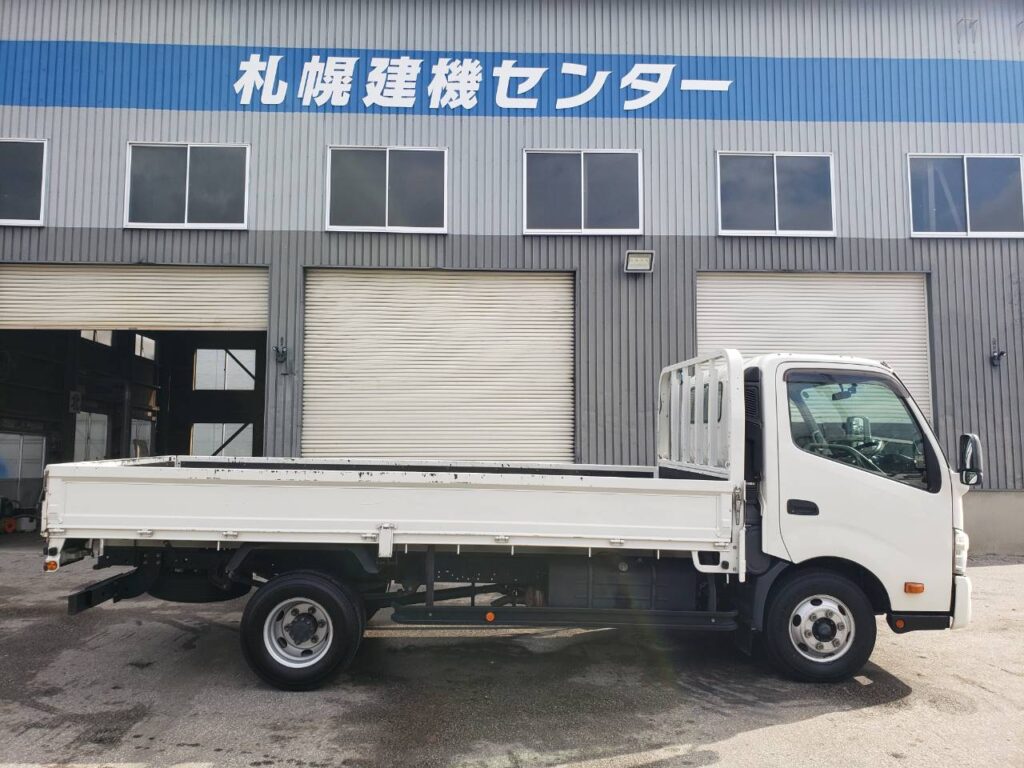 平成25年式トヨエース平ボデー積載4000㎏ワイドロング
