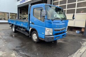 サムネイル: 平成30年　キャンター2トン平ワイドロング 車検1年付