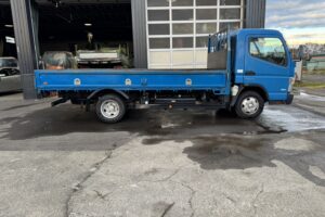 サムネイル: 平成30年　キャンター2トン平ワイドロング 車検1年付