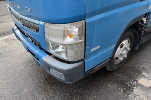 サムネイル: 平成30年　キャンター2トン平ワイドロング 車検1年付