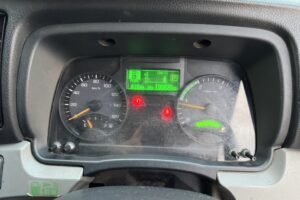 サムネイル: 平成30年　キャンター2トン平ワイドロング 車検1年付