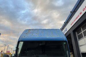 サムネイル: 平成30年　キャンター2トン平ワイドロング 車検1年付