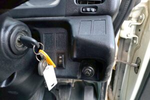 サムネイル: 平成26年 日野 レンジャー 4トンダンプ 電動コボレーン付(車検1年付)