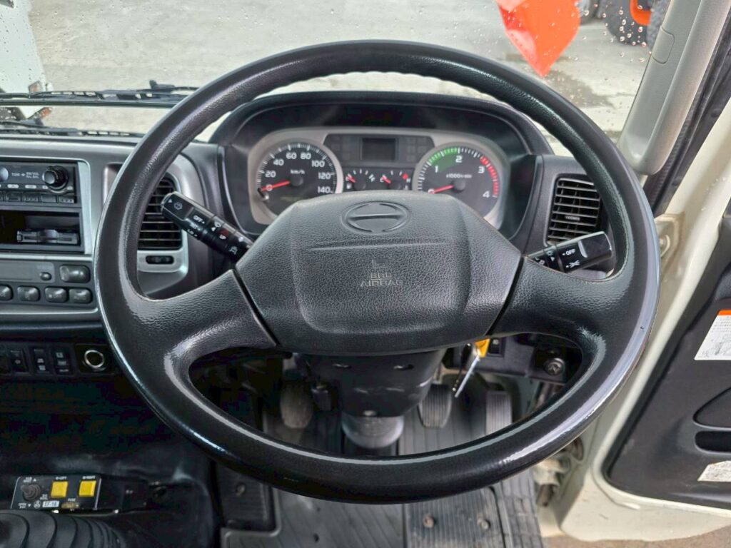 平成26年 日野 レンジャー 4トンダンプ 電動コボレーン付(車検1年付)