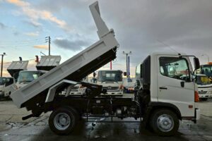 サムネイル: 平成26年 日野 レンジャー 4トンダンプ 電動コボレーン付(車検1年付)