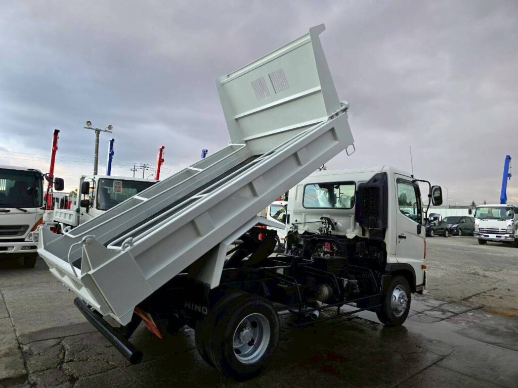 平成26年 日野 レンジャー 4トンダンプ 電動コボレーン付(車検1年付)