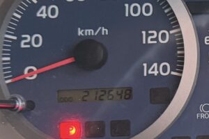 サムネイル: 平成22年 日野 レンジャー プレス式パッカー8.7㎥ ハイブリッド 連続スイッチ  車検1年付
