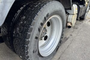 サムネイル: 平成20年　トヨエース2トン平　4WD　フル装備　5MT　車検1年付