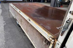 サムネイル: 平成20年　トヨエース2トン平　4WD　フル装備　5MT　車検1年付