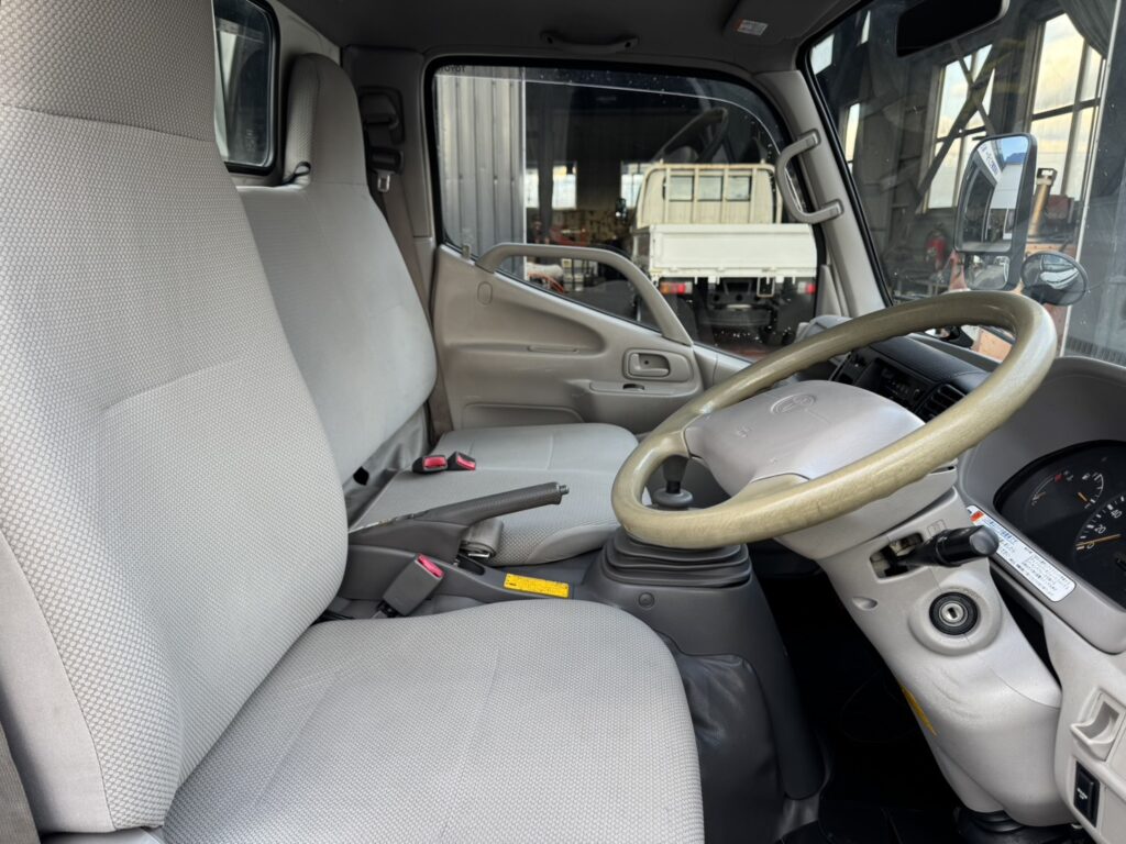 平成20年　トヨエース2トン平　4WD　フル装備　5MT　車検1年付